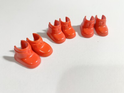 Playmobil Paire De Bottes Rouges Vintage - Réf 15563 - Occasion Pour Figurine