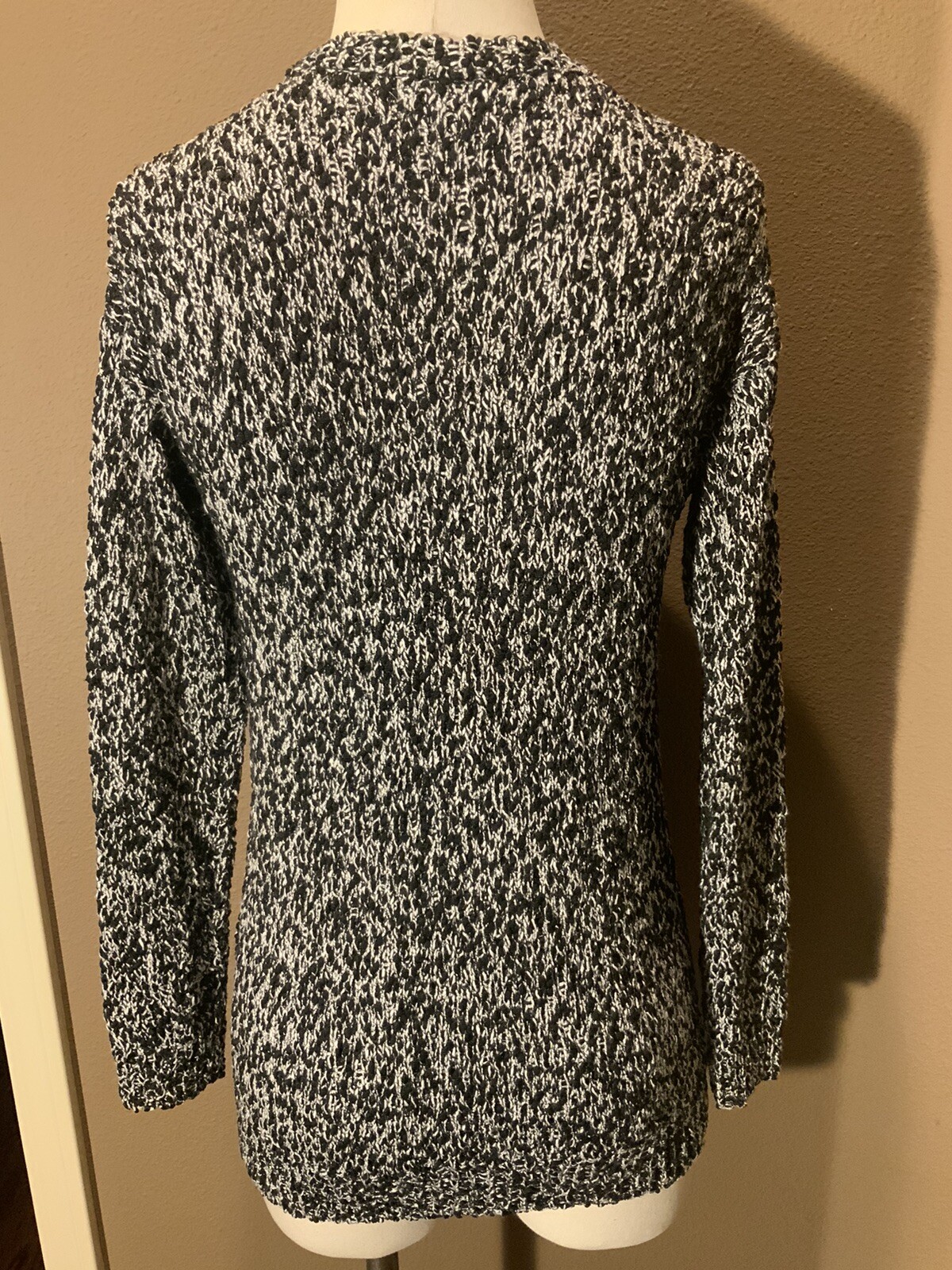 Joan Vaas New York Size Small Black White Tweed Cardigan Sweater