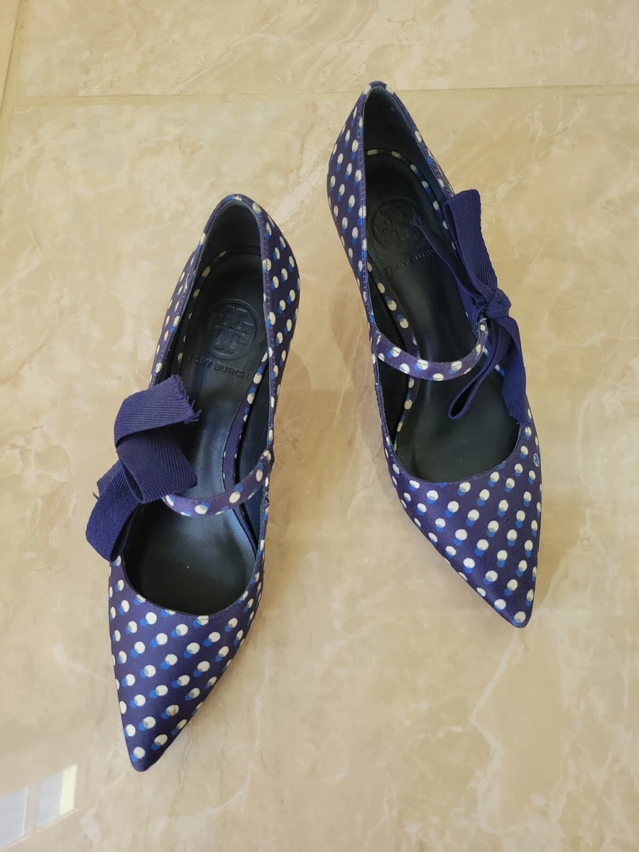 Navy polka top dot pumps