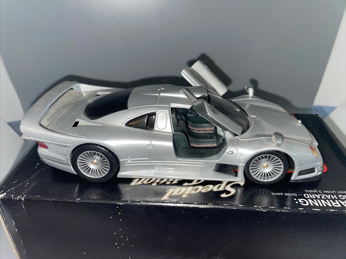 MAISTO 1:26 SCALE MERCEDES CLK-GTR STREET VERSION SPECIAL MAISTO 1:26 SCALE MERCEDES CLK-GTR STREET VERSION SPECIAL