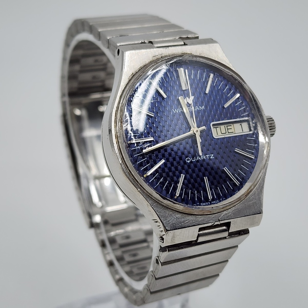 Vintage Waltham Quartz Day Date Blue Dial Watch - New Battery 35mm 