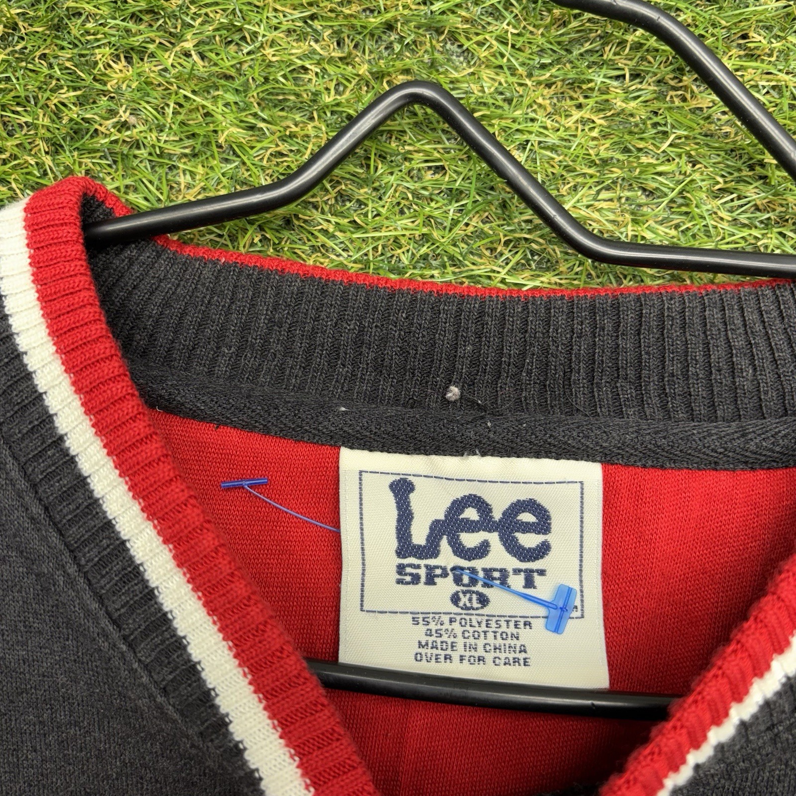 Vintage Detroit Red Wings Sweatshirt Mens XL Embroidered Lee Sport 90s Crew thumbnail 3