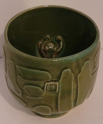 V Chin Green Porcelain Frog Studio Pottery Bowl Vase Vorakit Chinookoswon Signed