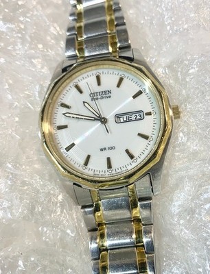 CITIZEN ECO-DRIVE WR 100 Men's Wristwatch Watch - WORKING Condition