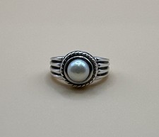 Elegant 925 Sterling Silver White Pearl Ring / Size 6