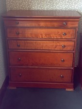 Mahogany / Cherry Wood Bedroom Furniture Set. Excellent Quality And Condition.