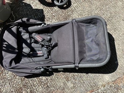 Bugaboo Chameleon 3 Stroller Complete Seat, Canopy, bassinet, frame, and Bar