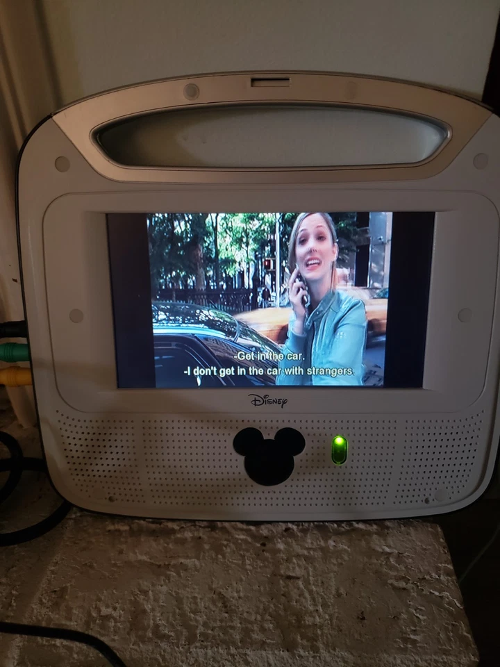 Disney Dual Screen DVD Player Portable Pirates Of Caribbean D7500PDD Tested - Image 3 of 4