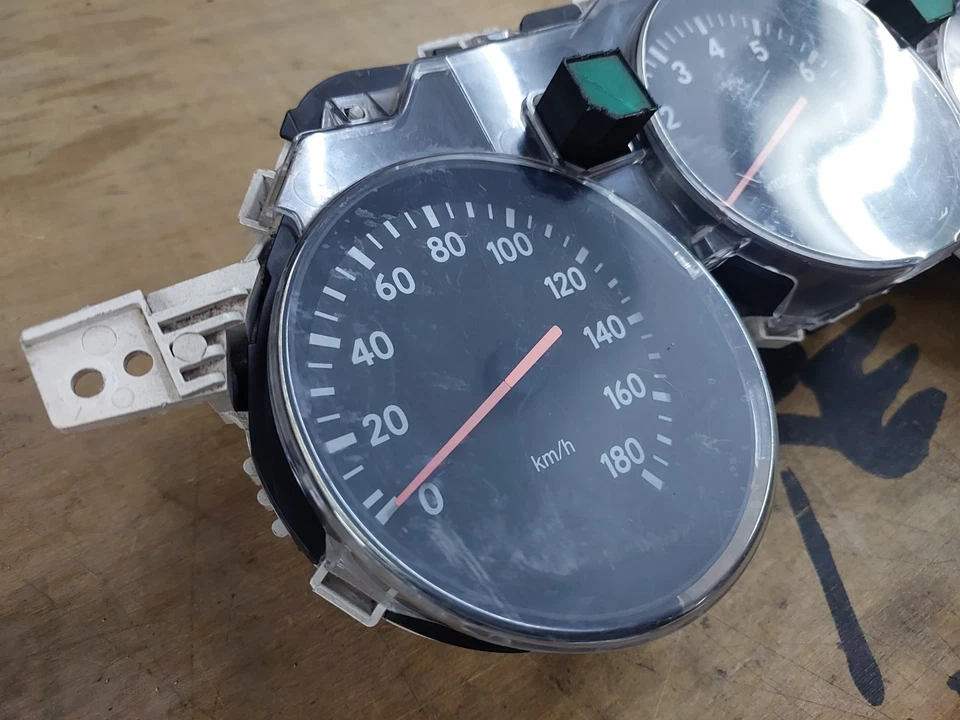 JDM Toyota Supra JZA80 MK4 MKIV Instrument Cluster - Image 3 of 4