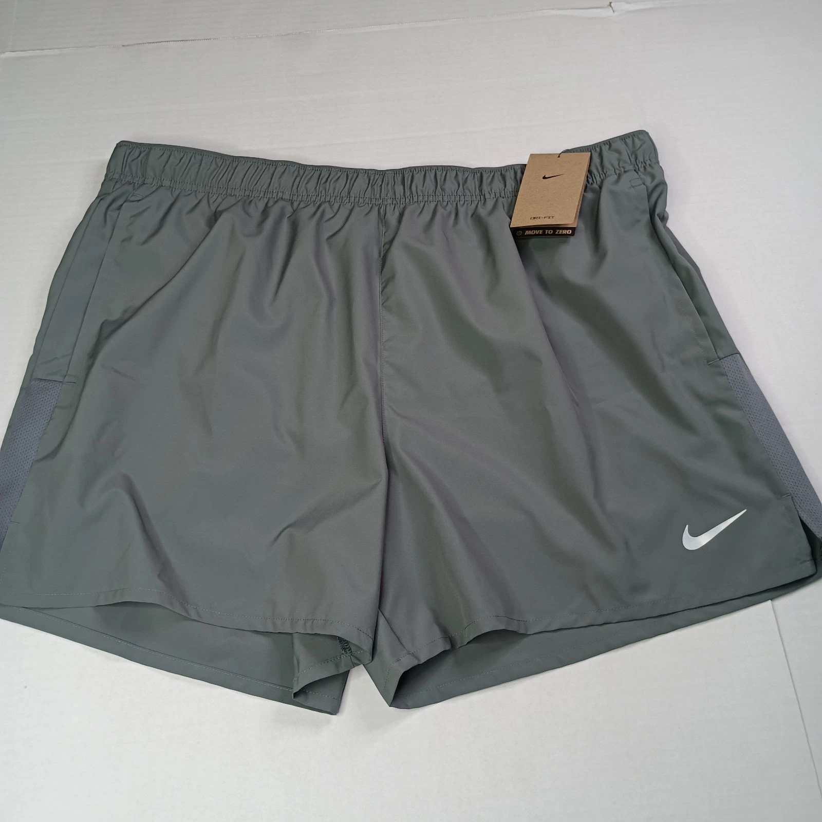 Nike Challenger Men's 5" Gray Brief-Lined Running Shorts Size 2XL DV9363 NWT