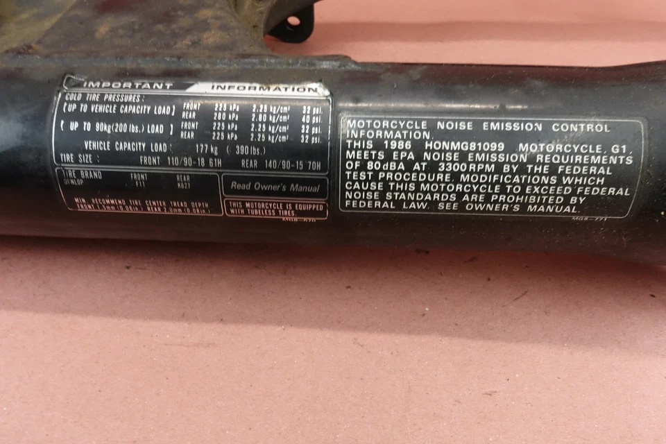 1985-1986 Honda shadow 1100 VT1100 Swing Arm Swingarm Swing Frame - Image 3 of 4