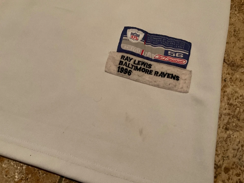 VINTAGE REEBOK FOOTBALL JERSEY BALTIMORE RAVENS #52 RAY LEWIS EMBROIDERED AS IS - Image 4 of 4