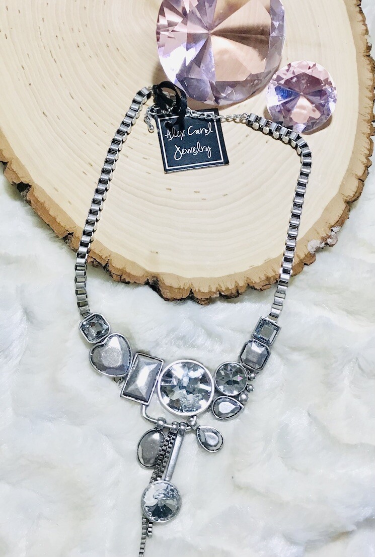 ALEX CAROL JEWELRY SILVER TONE CLEAR RHINESTONE NECKLACE NWT $32