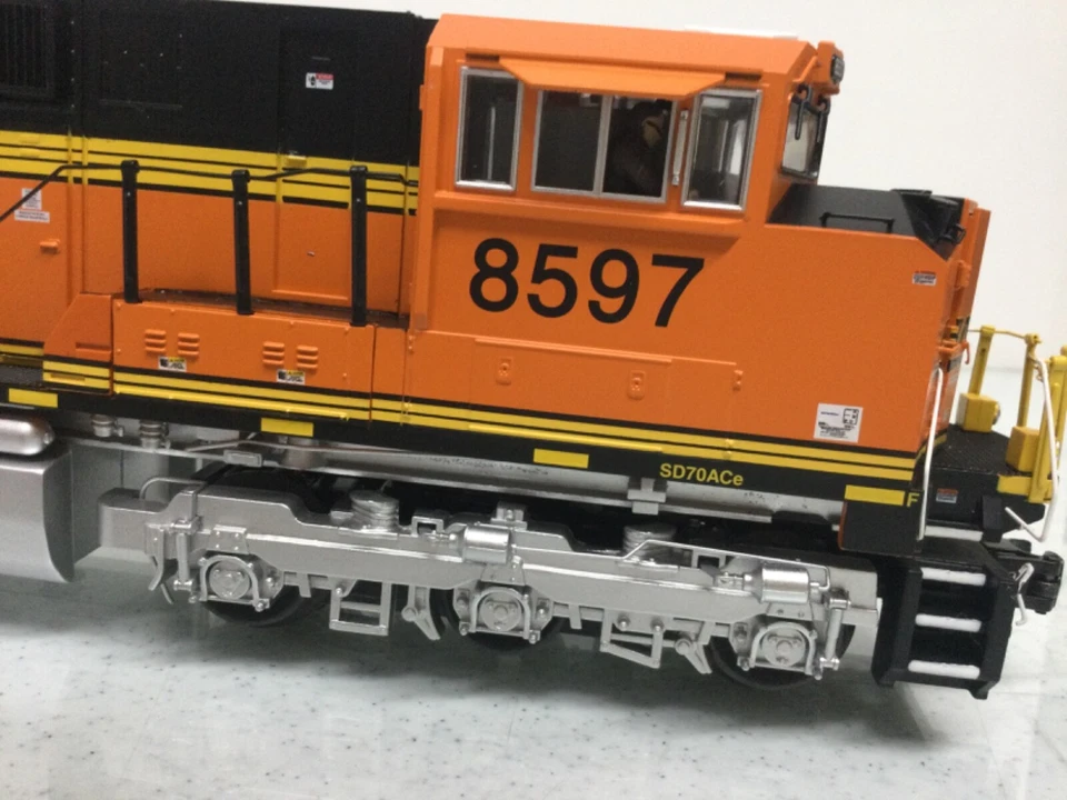 Atlas #30138151 BNSF SD 70ACe Diesel #8597 w/PS 3.0 3 Rail  New - Image 2 of 4