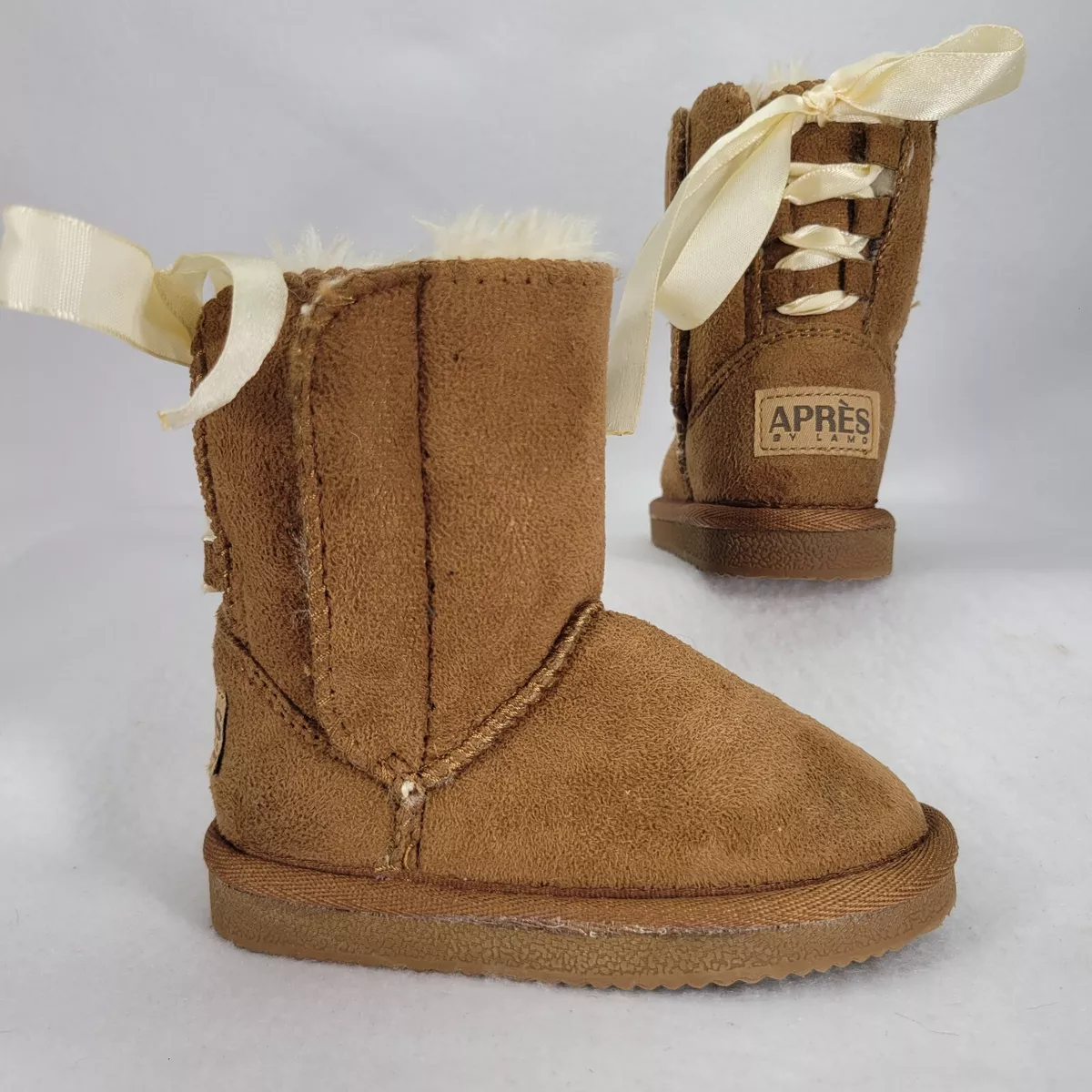 Lamo APRES Kids Bow Lace Faux Fur Lined Snow Boot Chestnut Brown Toddler Size 7C