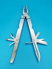 Leatherman PST 2 Multi Tool! 05/01 date stamp! Fast Shipping!