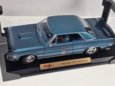 Maisto Maßstab 1:18 1965 Pontiac GTO Hurst Edition Metall hellblau TOP