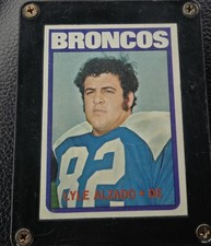 Topps 1972 Lyle Alzado #106 Denver Broncos Rookie RC Base Football Card. rookie card picture