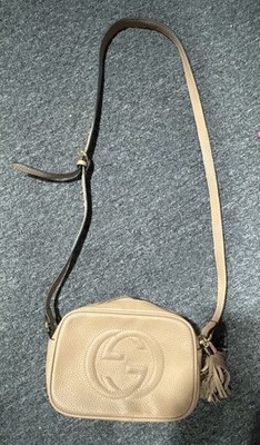 Gucci Soho Disco Bag Interlocking G Crossbody in Beige Pebbled Leather