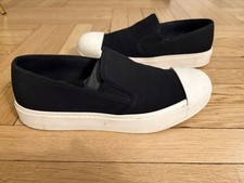 Zapatillas sin cordones PRADA negras con suela de goma blanca talla 9 EE. UU.