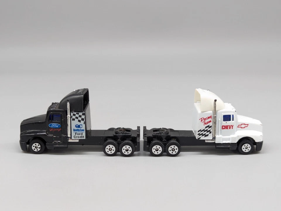 High Speed Diecast Semi Truck Cab Lot Chevy Team Racing Ford Mercedes Benz 1/64 - Image 4 of 4