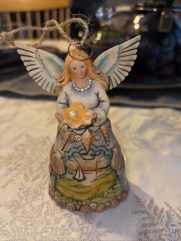 Jim Shore Heartwood Creek Safekeeper Of The Seas Angel ornament 2009 Pearl Shell