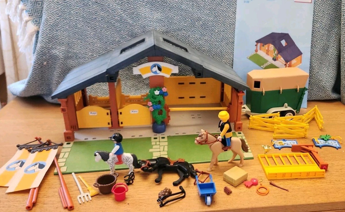 Playmobil Horse Stable w/Extras & Instructions 3120 Used