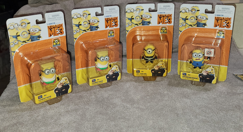 Lot of 4 Despicable Me 3 Minions Mini Figures! NEW! MEL, DAVE & PROTESTING!