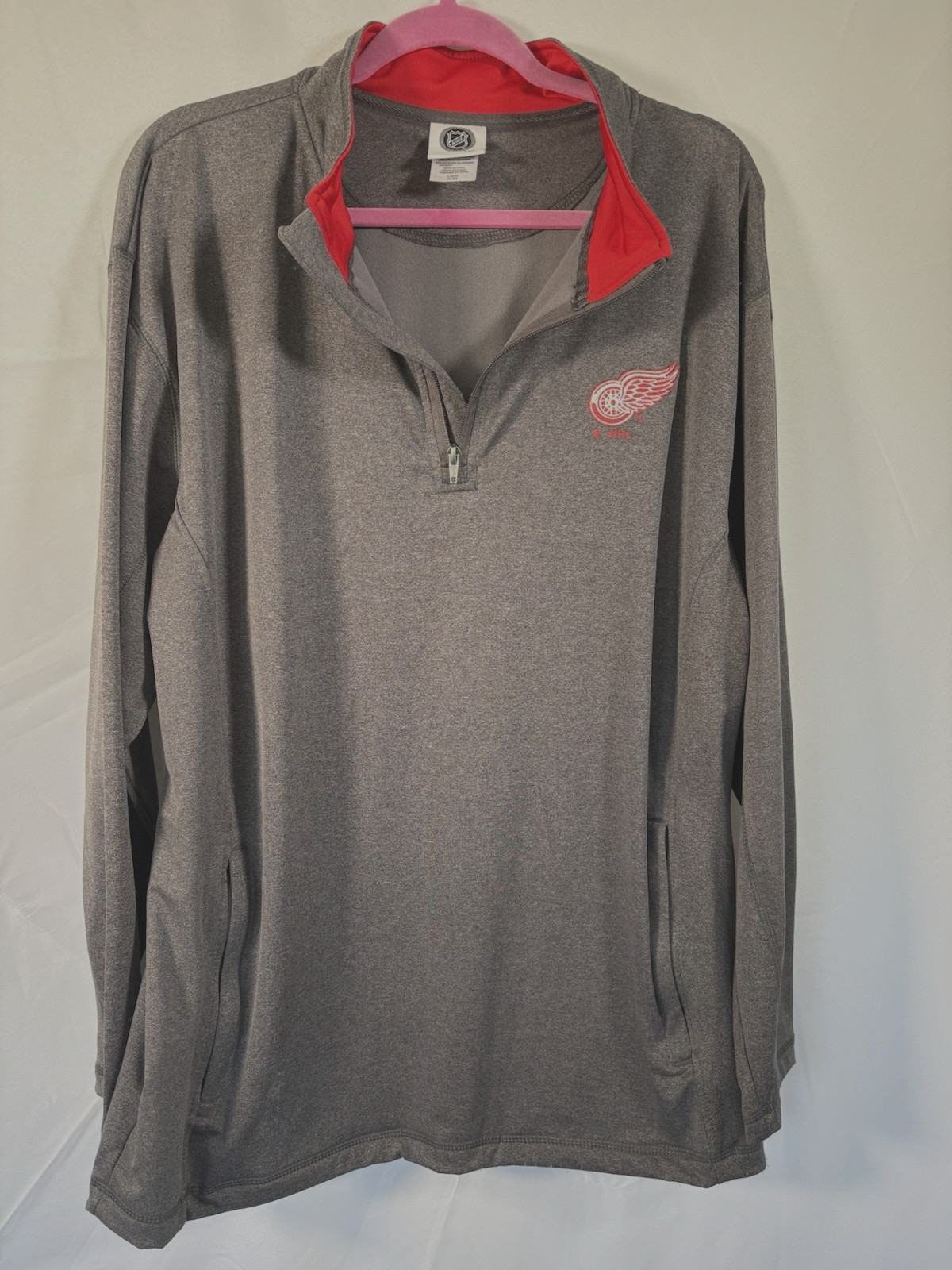NHL Brand sweatshirt size L Detroit Red Wings 1/4 zip pullover long sleeve