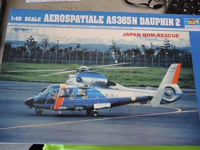 Trumpeter  Hubschrauber Aerospatiale AS365N Dauphine  1:48 - OVP