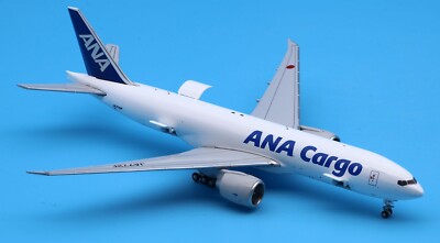 JC Wings 1:400 ANA Cargo Interactive Boeing B777F Diecast Aircraft