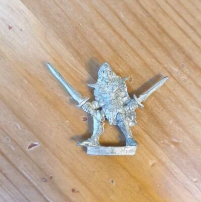 Hochelfen Melnibonean Swordsman Kastar 1980er Citadel EC01 Metall Warhammer OOP