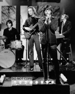 ''THE DOORS'' ROCK BAND JIM MORRISON RAY MANZAREK - 8X10 PHOTO (WW-019)