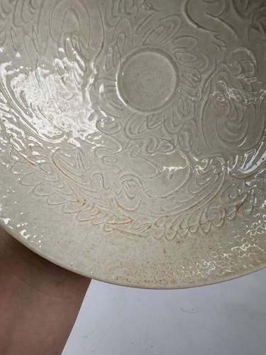 Antiguo plato chino Ding Ware cantado celadón blanco tallado porcelana - Imagen 7 de 17