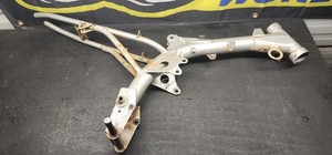 02 2002 Honda XR50 XR 50 OEM - Frame