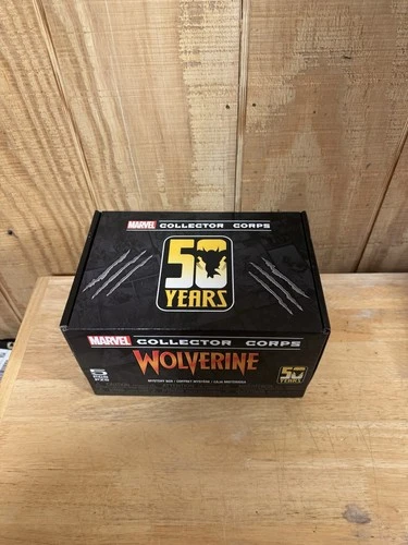 Funko Pop Marvel Collector Corps Exclusive 50 Years Wolverine Box - Size L.