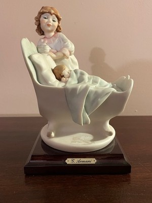 GIUSEPPE ARMANI CAPODIMONTE FLORENCE ITALY FIGURINE MOTHER & BABY IN CRADLE 7.5''