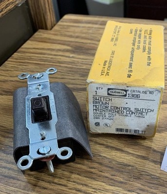 Hubbell Motor Control Switch 1386 20A 277V Brown New