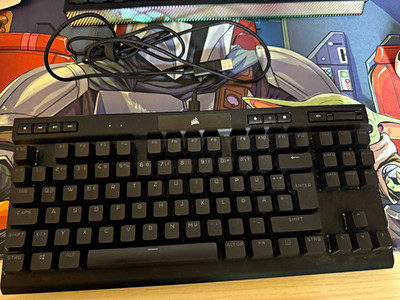 Corsair K70 RGB PRO Gaming Tastatur QWERTZ Deutsch USB Schwarz CH-910941A-DE