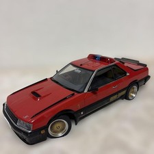 AutoArt Skyline RS 1/18 Die Cast Police Car Model Limited Red Gold Wire Wheels