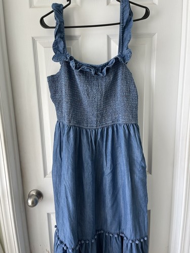 Crown And Ivy Womens Dress Sz 1X Smocked Tiered Denim Boho Flowy Cottagecore