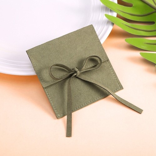 Convenient Jewelry Storage Bag Trendy for Jewelry Enthusiasts - Picture 7 of 14
