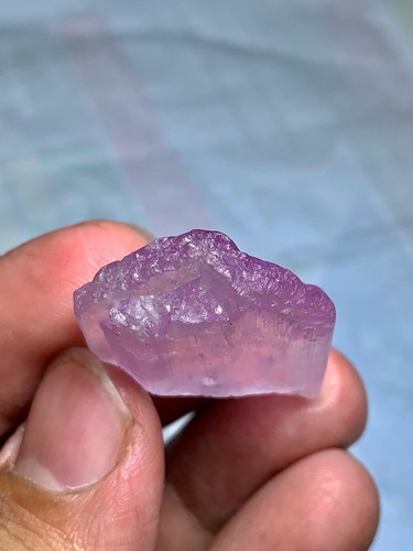 68.65ct | Terminated Pink Kunzite Crystal Rough Specimen | Kunar, Afghanistan - 第 7/18 張圖片