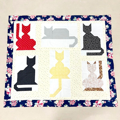 Handmade Original Kitty Cats Baby Quilt Top 41x47'' Pieced~ BABY/BED/Wall Decor