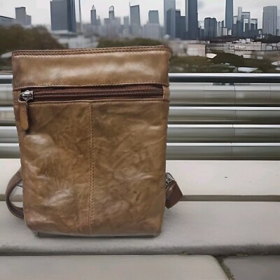 iLi New York Crossbody 'Midi Sac' Toffee Brown Distressed Leather