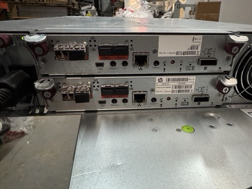 HP MSA 2040 12 bay LFF 3.5" Modular Smart Array SAN w 2x Controller HPE C8R09A - Picture 9 of 11