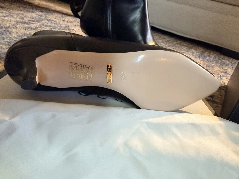 古驰 Zumi 靴子,尺寸 37.5,从未穿过! 正品带盒 — 第 4/4 张图片