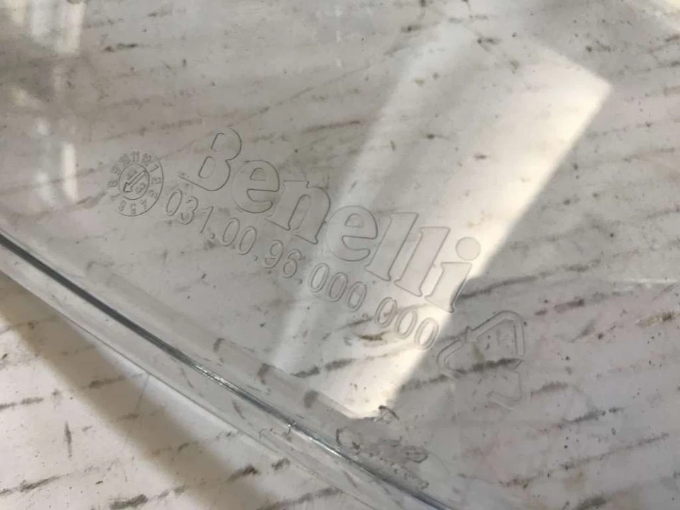 CUPOLINO PARAVENTO BENELLI TRE K 0310096000000 TRASPARENTE Foto 3 de 4