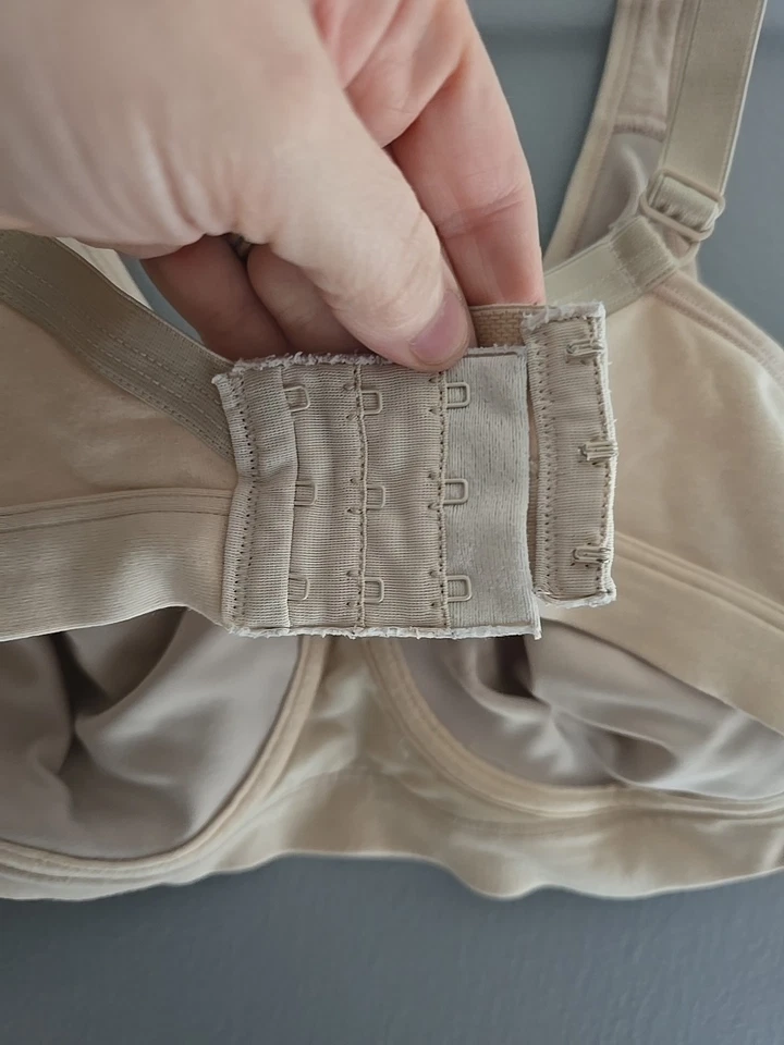 Sujetador Playtex 18 Horas Beige Ultimate Lift & Support Figura Completa Sin Alambres Talla 36D Foto 3 de 4