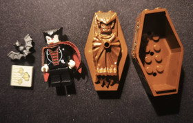 Lego Vampire Minifigure Studios 1381 Figure with Crypt Coffin Dracula